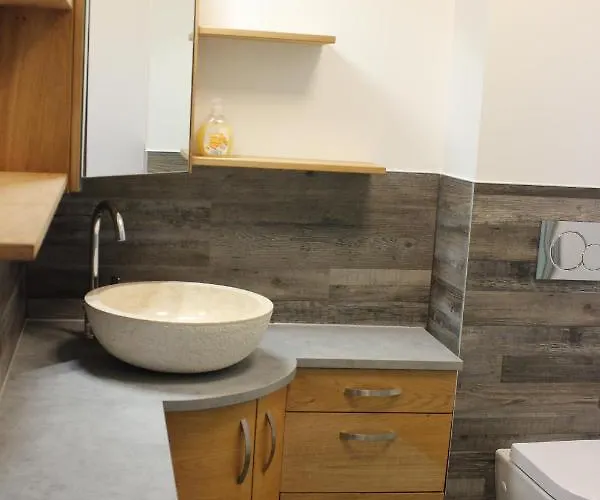 Homew4 - Tiny Hoheneich